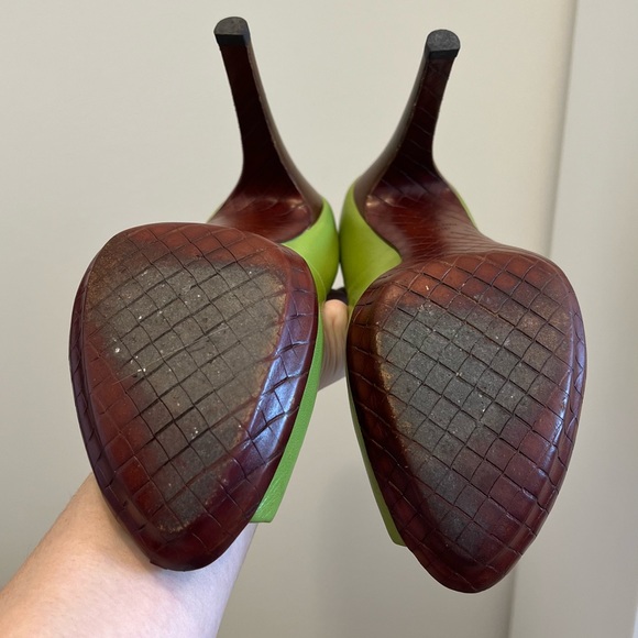 Bottega Veneta Green Leather Peep Toe Pump Size 40.5 / 7.5 - Picture 4 of 7